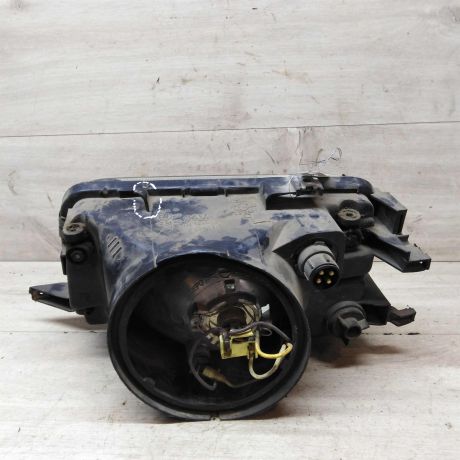 fara-pravaia-audi-80-b4-defekt-art-64010-big-7