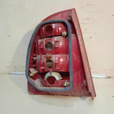 fonar-zadnii-pravyi-skoda-superb-art-64302-big-3