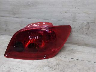 fonar-zadnii-pravyi-defekt-peugeot-307-dorestail-art-64468