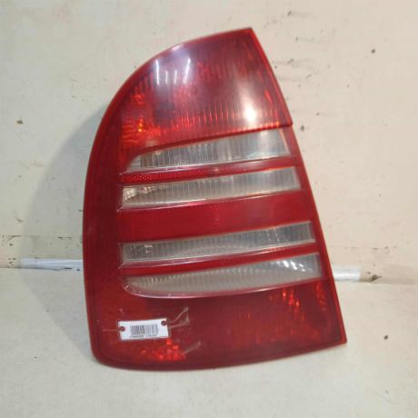 fonar-zadnii-levyi-skoda-superb-art-64519-big-0