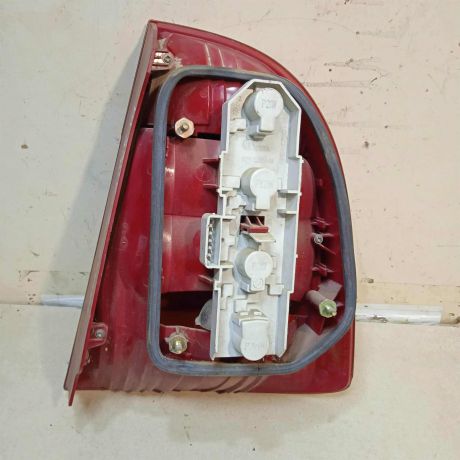 fonar-zadnii-levyi-skoda-superb-art-64519-big-2