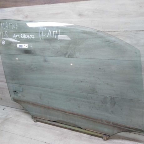 steklo-dveri-perednee-pravoe-daewoo-matiz-original-art-64756-big-0