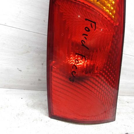 fonar-zadnii-levyi-xetcbek-ford-focus-1-bu-art-64964-big-1