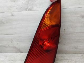 fonar-zadnii-pravyi-xetcbek-ford-focus-1-bu-art-64965