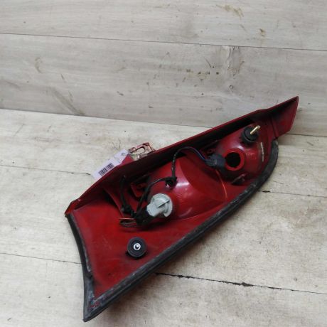fonar-zadnii-pravyi-xetcbek-ford-focus-1-bu-art-64965-big-2