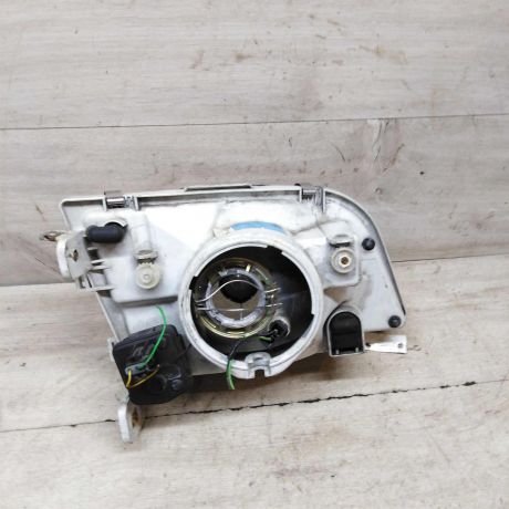 fara-levaia-mitsubishi-space-star-art-64984-big-1