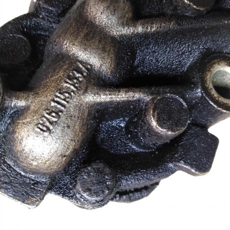 nasos-maslianyi-volkswagen-passat-b3-20-9a-art-27399-big-1