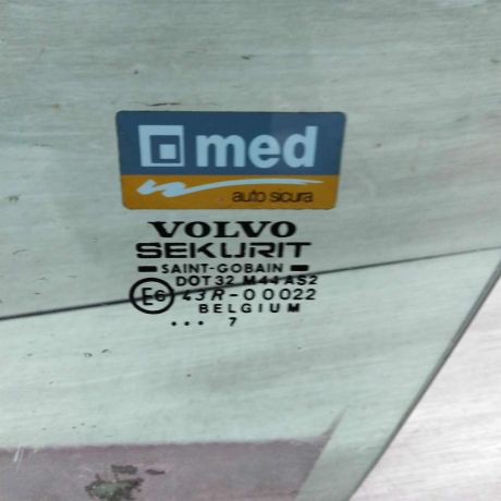 steklo-dveri-perednee-levoe-volvo-s40-i-art-65171-big-3
