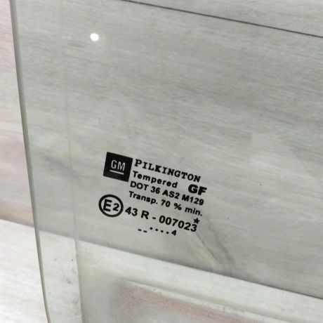 steklo-dveri-zadnee-pravoe-opel-zafira-a-art-65174-big-1