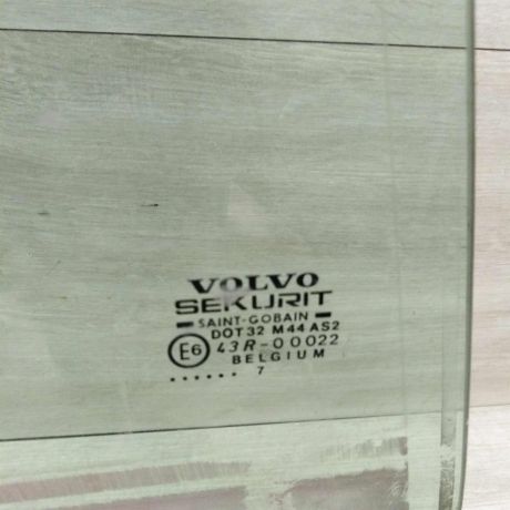 steklo-dveri-zadnee-pravoe-volvo-s40-i-art-65281-big-1