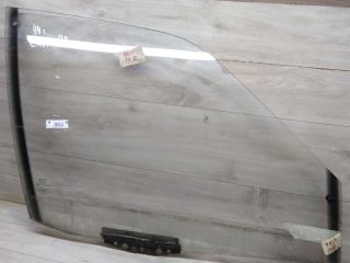 steklo-dveri-perednee-pravoe-audi-100-c3-art-65331