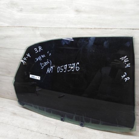 steklo-dveri-zadnee-pravoe-sedan-audi-a4-b5-art-65509-big-0