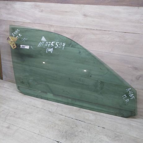 steklo-dveri-perednee-pravoe-audi-a4-b5-sap-bu-original-art-65510-big-0