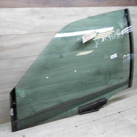 steklo-dveri-perednee-levoe-audi-100-c3-bu-original-art-65542-big-0