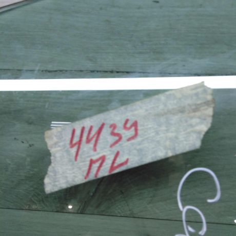 steklo-dveri-perednee-levoe-audi-100-c3-bu-original-art-65542-big-3