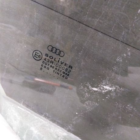 steklo-dveri-perednee-pravoe-audi-a6-c5-art-65616-big-1