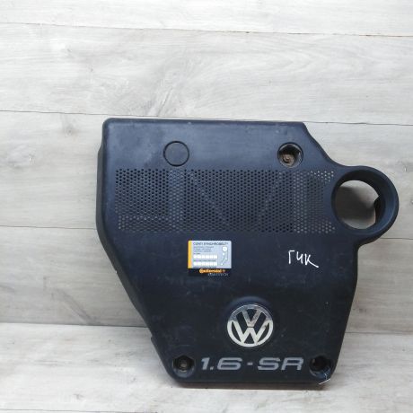 kryska-dvigatelia-dekorativnaia-volkswagen-golf-4-art-27680-big-0