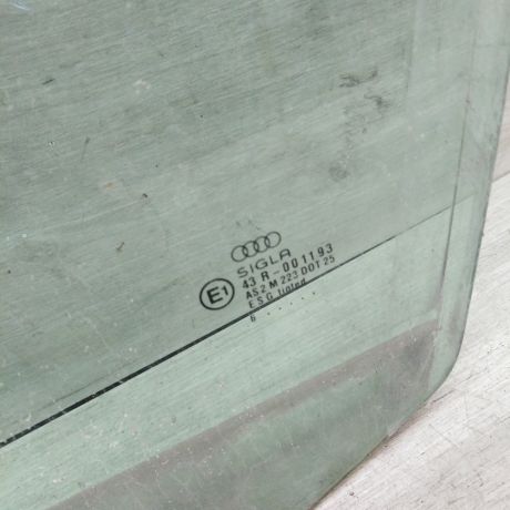 steklo-dveri-perednee-levoe-audi-a4-b5-art-65629-big-2