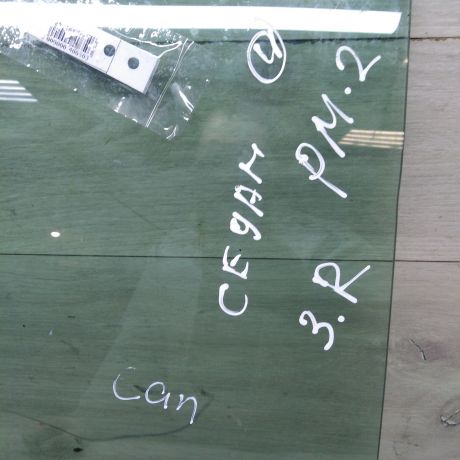 steklo-dveri-zadnee-pravoe-sedan-renault-megane-2-art-65632-big-3