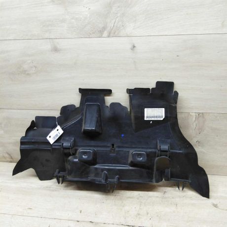 zabornik-vozduxa-radiatora-peugeot-407-pravyi-art-65633-big-0