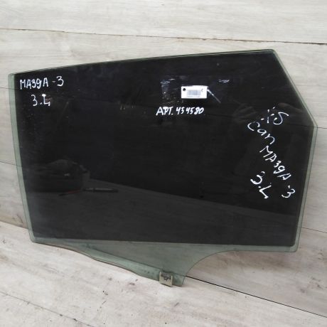 steklo-dveri-zadnee-levoe-mazda-3-xetcbek-art-65650-big-0