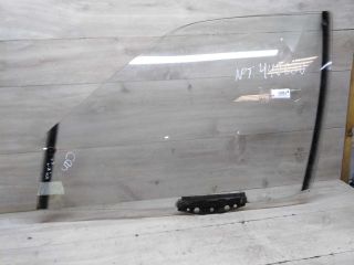 steklo-dveri-perednee-levoe-audi-100-c3-bu-art-65698