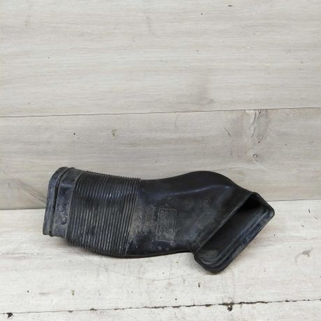 zabornik-vozduxa-naruznyi-audi-a6-c5-28-art-65700-big-0