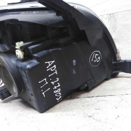 fara-levaia-ford-fusion-i-dorestailing-art-65757-big-3