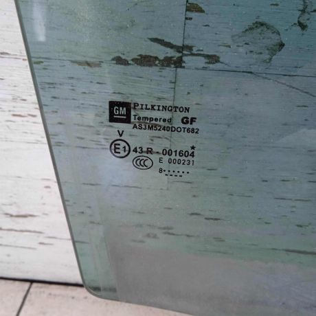 steklo-dveri-zadnee-pravoe-opel-zafira-b-art-66322-big-2