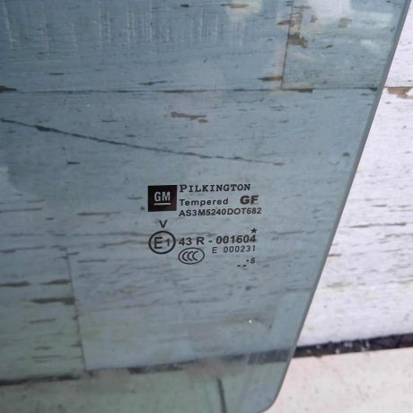 steklo-dveri-zadnee-levoe-opel-zafira-b-art-66323-big-2