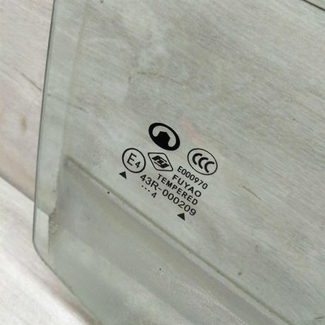 steklo-dveri-perednee-pravoe-great-wall-hover-m4-art-66381-big-1