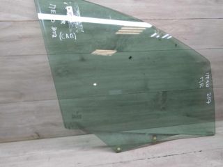 steklo-dveri-perednee-pravoe-peugeot-307-art-66473