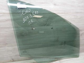 steklo-dveri-perednee-pravoe-peugeot-307-art-66476