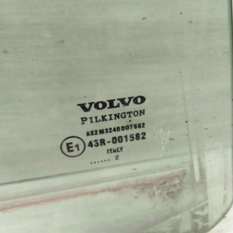 steklo-dveri-zadnee-pravoe-volvo-xc90-art-66599-big-1