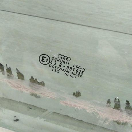 steklo-dveri-audi-100-c3-perednee-pravoe-art-66600-big-3