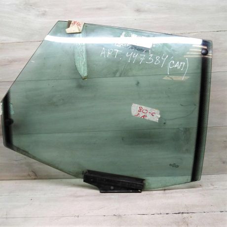 steklo-dveri-zadnee-pravoe-audi-80-b3-audi-80-b4-sedan-art-67011-big-0