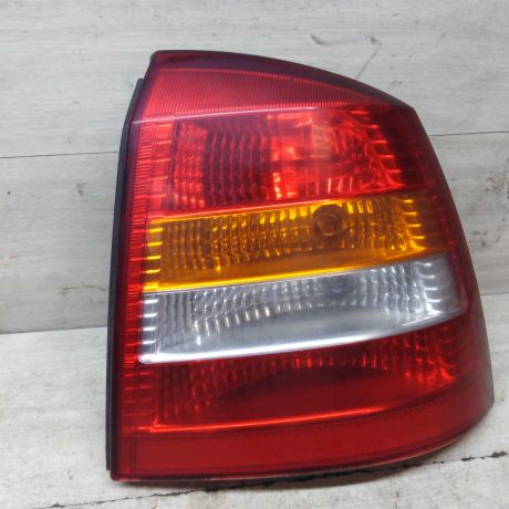 fonar-zadnii-pravyi-xetcbek-opel-astra-g-art-67121-big-0
