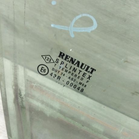 steklo-dveri-perednee-pravoe-renault-scenic-1-art-67175-big-2