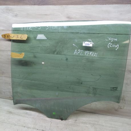 steklo-dveri-zadnee-levoe-renault-megane-2-sedan-art-67339-big-0