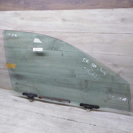 steklo-dveri-perednee-pravoe-toyota-corolla-e120-sedan-art-67380-big-0