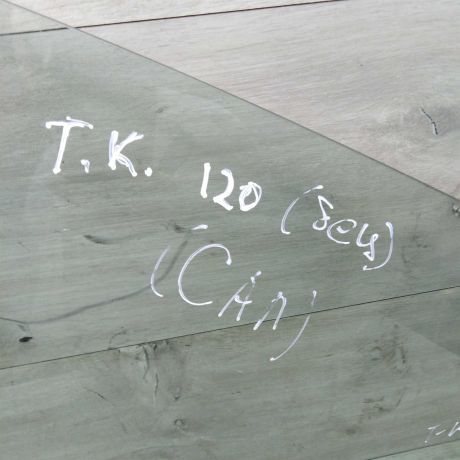 steklo-dveri-perednee-pravoe-toyota-corolla-e120-sedan-art-67380-big-3