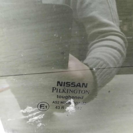steklo-dveri-zadnee-pravoe-xetcbek-nissan-almera-n16-art-67382-big-1