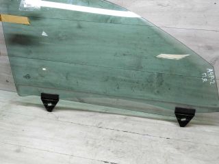 steklo-dveri-perednee-pravoe-audi-a4-b6-8e-art-70811