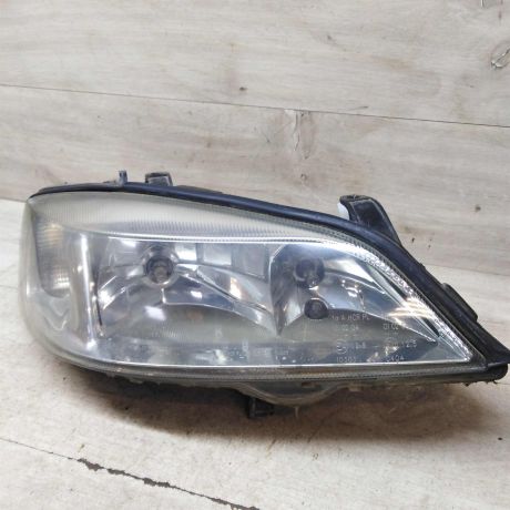 fara-peredniaia-pravaia-opel-astra-g-art-70858-big-0