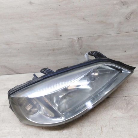 fara-peredniaia-pravaia-opel-astra-g-art-70858-big-3