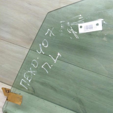 steklo-dveri-perednee-levoe-peugeot-407-original-art-70873-big-1