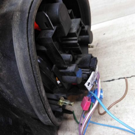 fonar-zadnii-pravyi-renault-scenic-1-art-71058-big-1