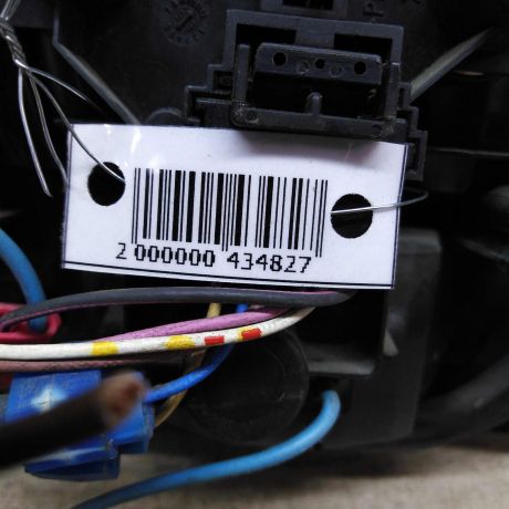 fonar-zadnii-pravyi-renault-scenic-1-art-71058-big-4