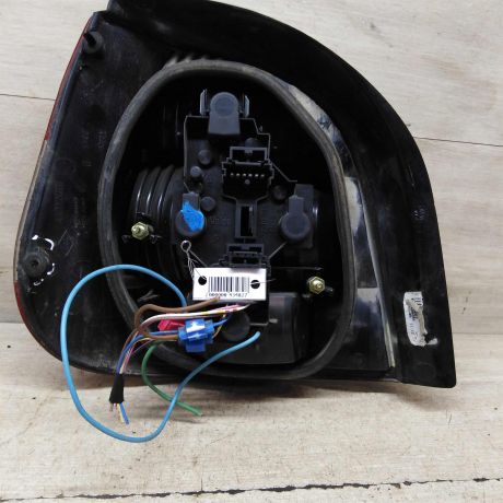 fonar-zadnii-pravyi-renault-scenic-1-art-71058-big-6