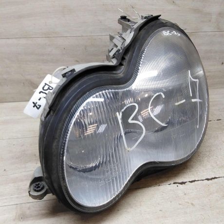 fara-levaia-mercedes-benz-w203-sedan-art-71211-big-3